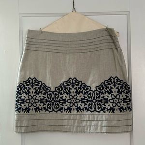 Anthropologie Floreat embroidered skirt size 6